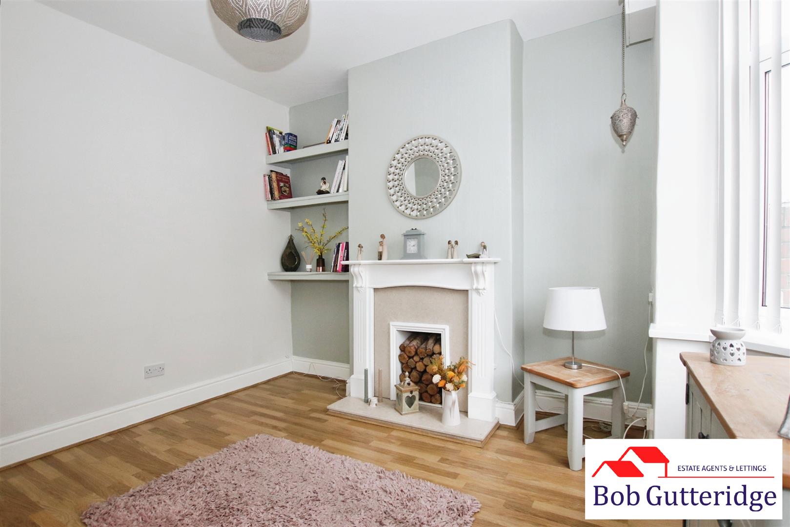 BAY FRONTED SITTING ROOM